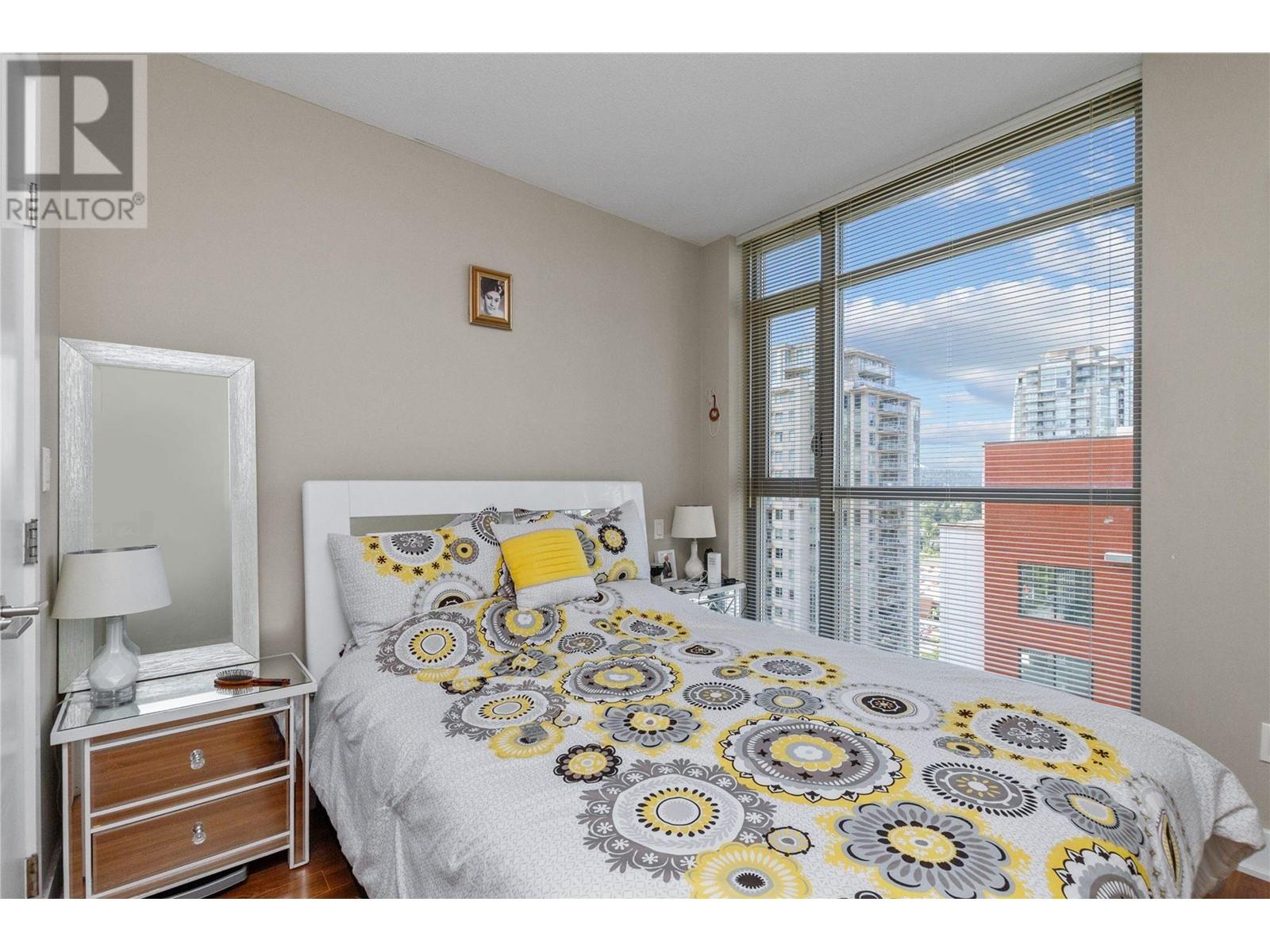 2301 3008 Glen Drive, Coquitlam, British Columbia  V3B 0J5 - Photo 14 - R3007578