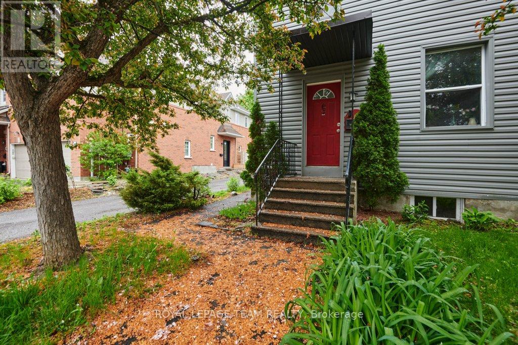 Property at 62 LAUREL STREET image 4