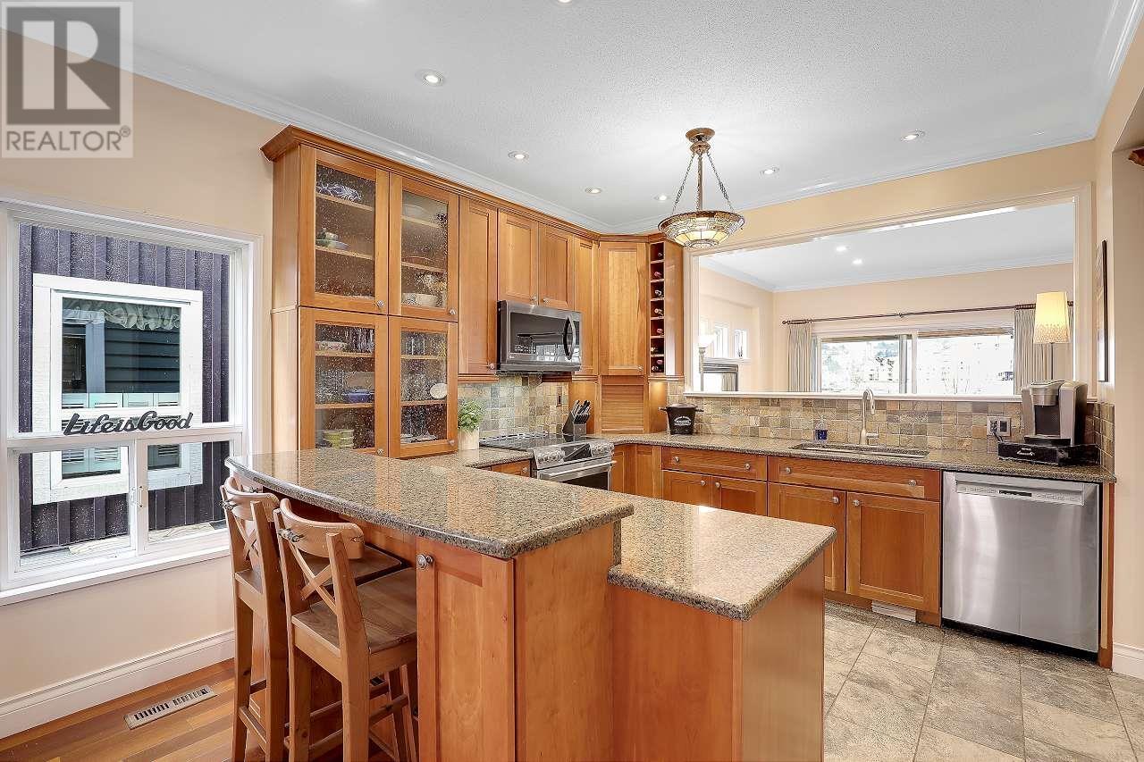 165 Fairweather Lane, New Westminster, British Columbia  V3M 6X6 - Photo 13 - R3004950