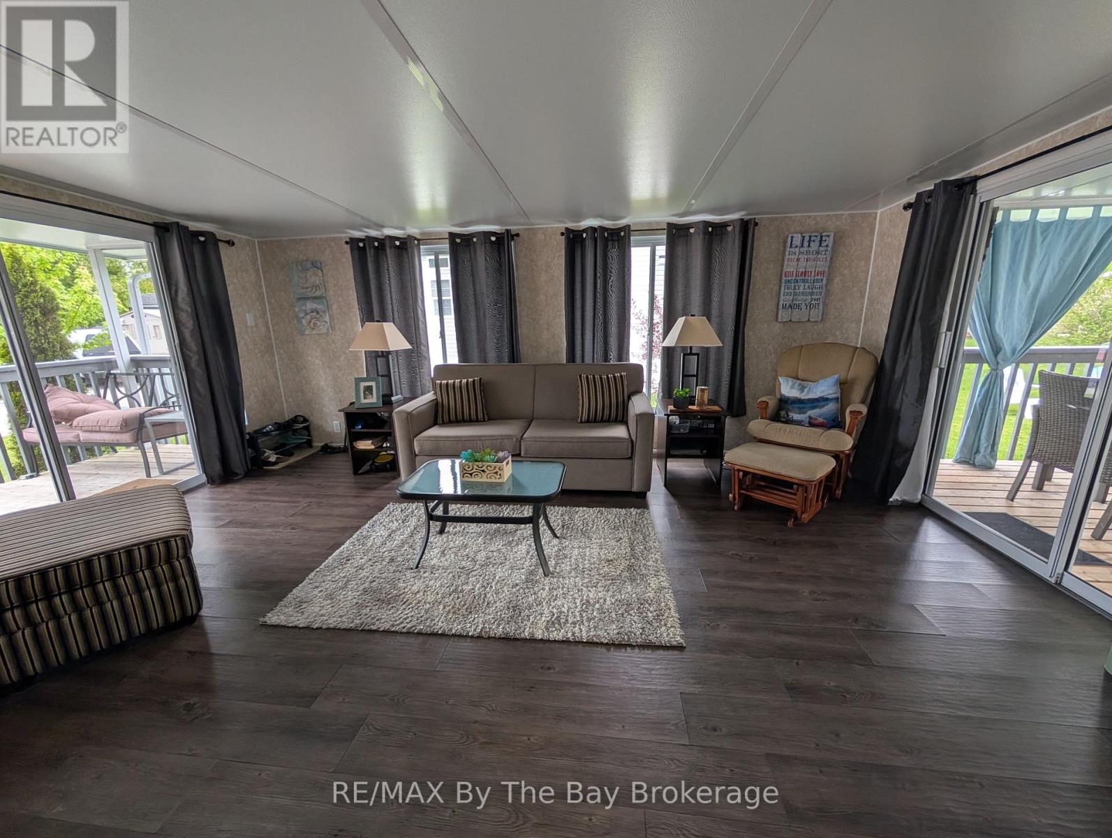 13 Chippewa Trail, Wasaga Beach, Ontario  L9Z 1X7 - Photo 12 - S12182744