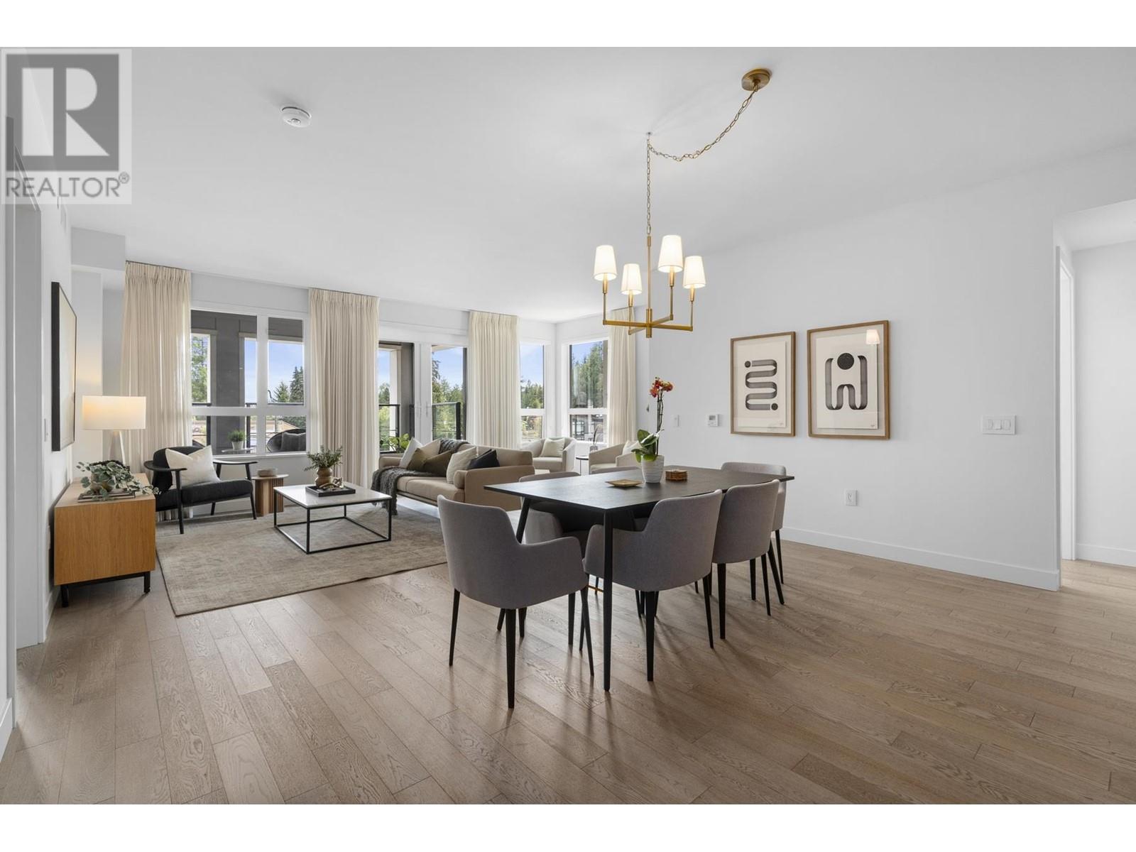 312 3220 Connaught Crescent, North Vancouver, British Columbia  V7R 0A5 - Photo 2 - R3008841