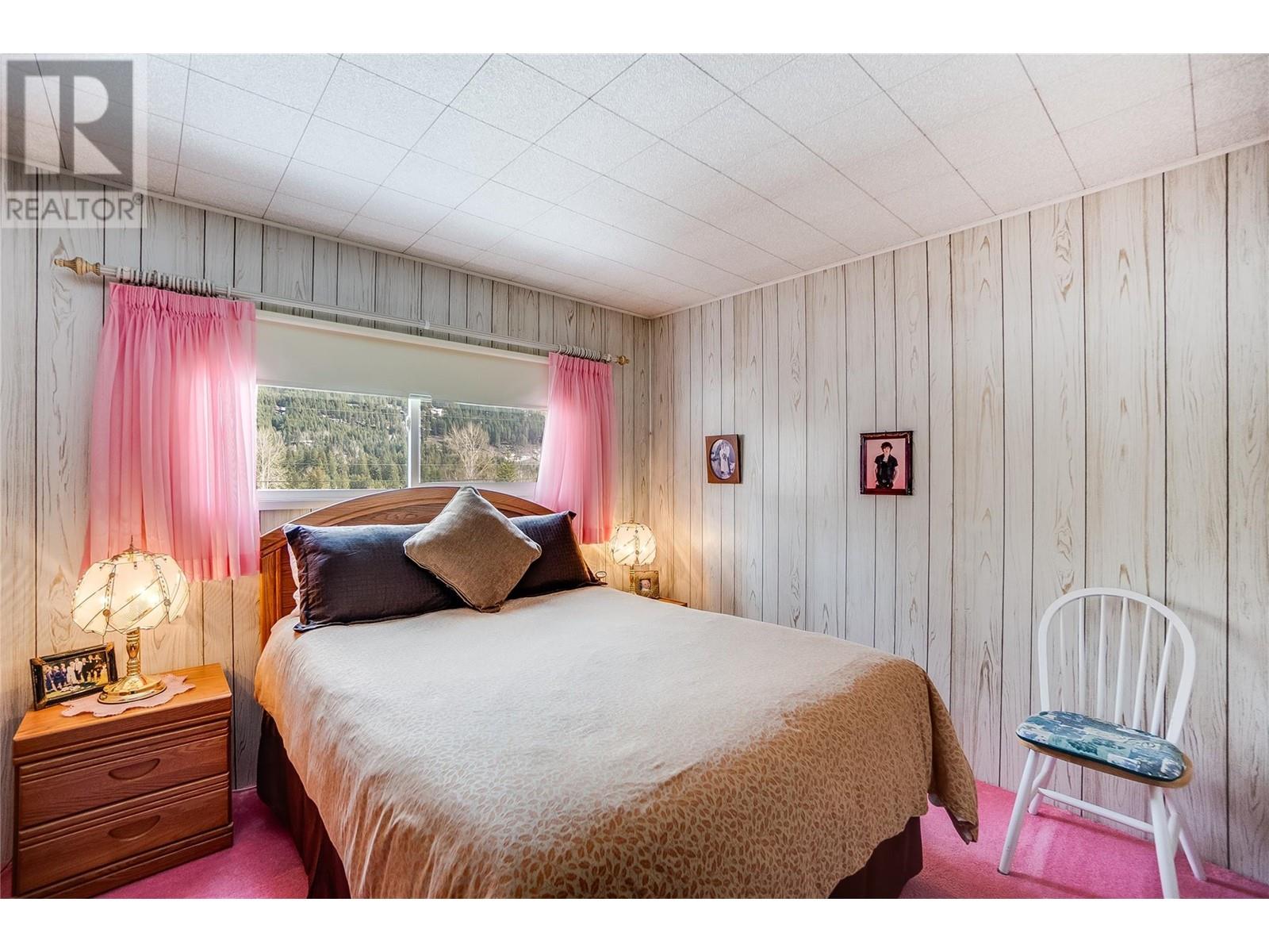 3765 PASSMORE UPPER Road, Passmore, BC V0G2J0