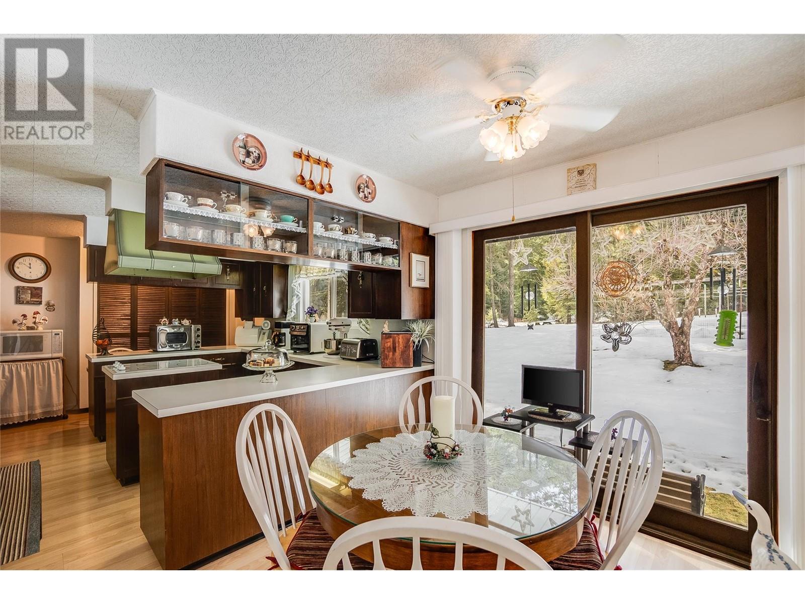 3765 PASSMORE UPPER Road, Passmore, BC V0G2J0