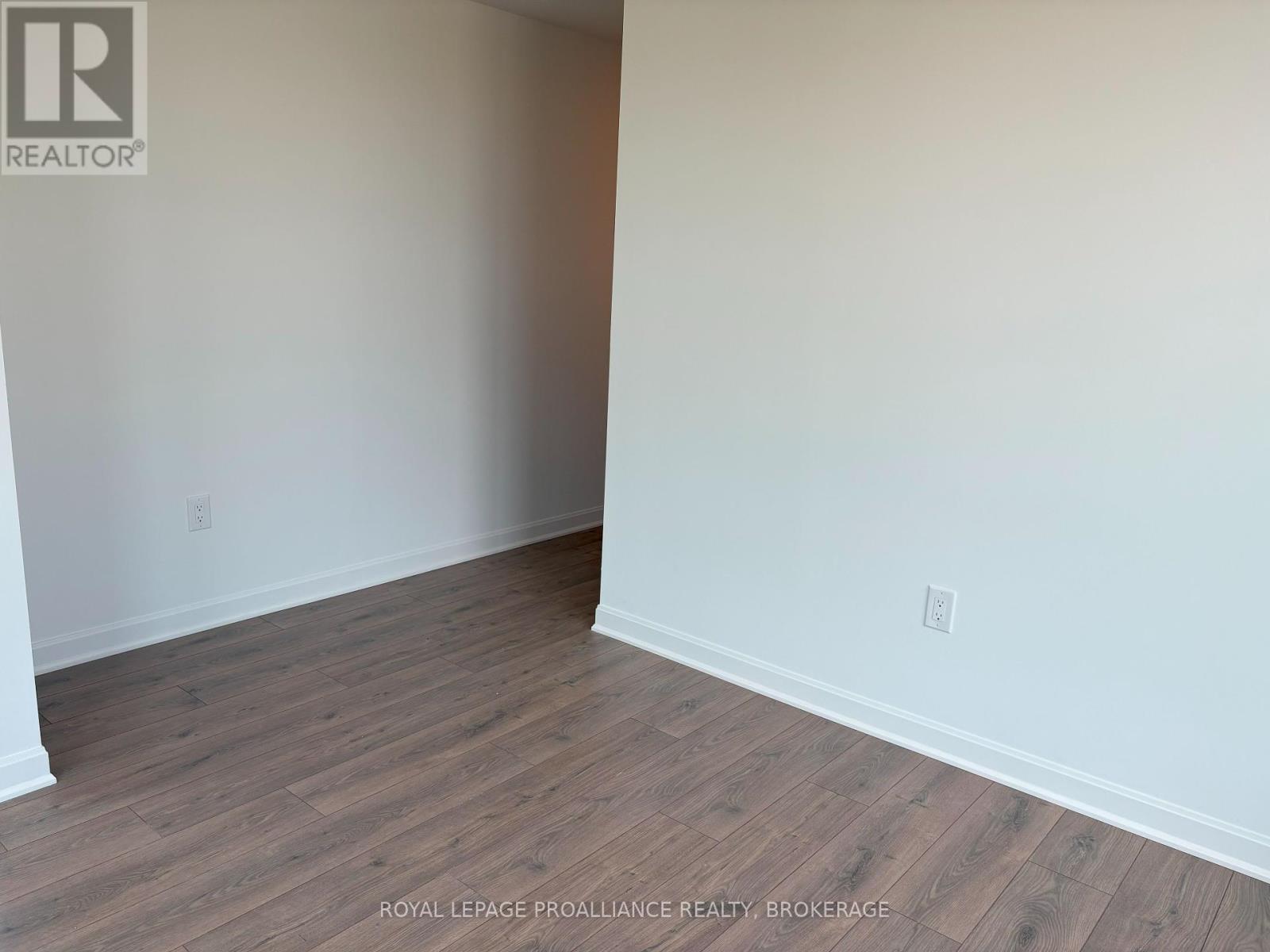 519 - 223 Princess Street, Kingston (East Of Sir John A. Blvd), Ontario  K7L 1B3 - Photo 13 - X12182627