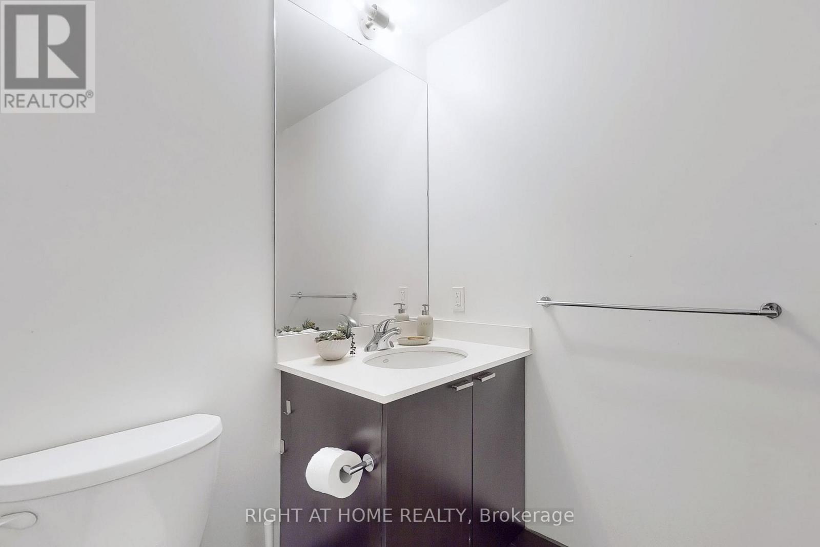 1216 - 35 Hayden Street, Toronto, Ontario  M4Y 3C3 - Photo 19 - C12182866