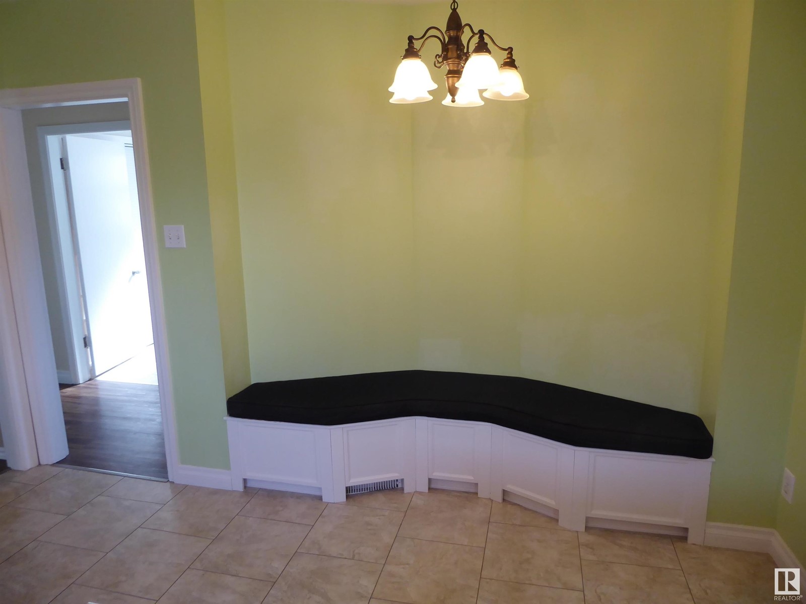 9731 71 Av Nw Nw, Edmonton, Alberta  T6E 0W5 - Photo 9 - E4439127