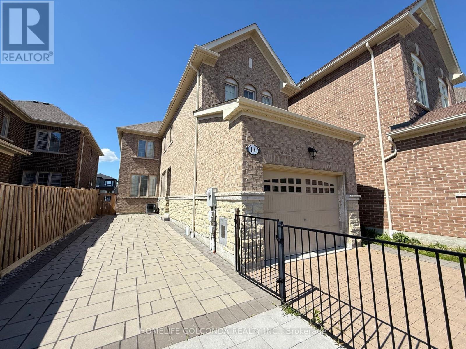 118 Braebrook Drive, Whitby, Ontario  L1R 0M9 - Photo 3 - E12182863