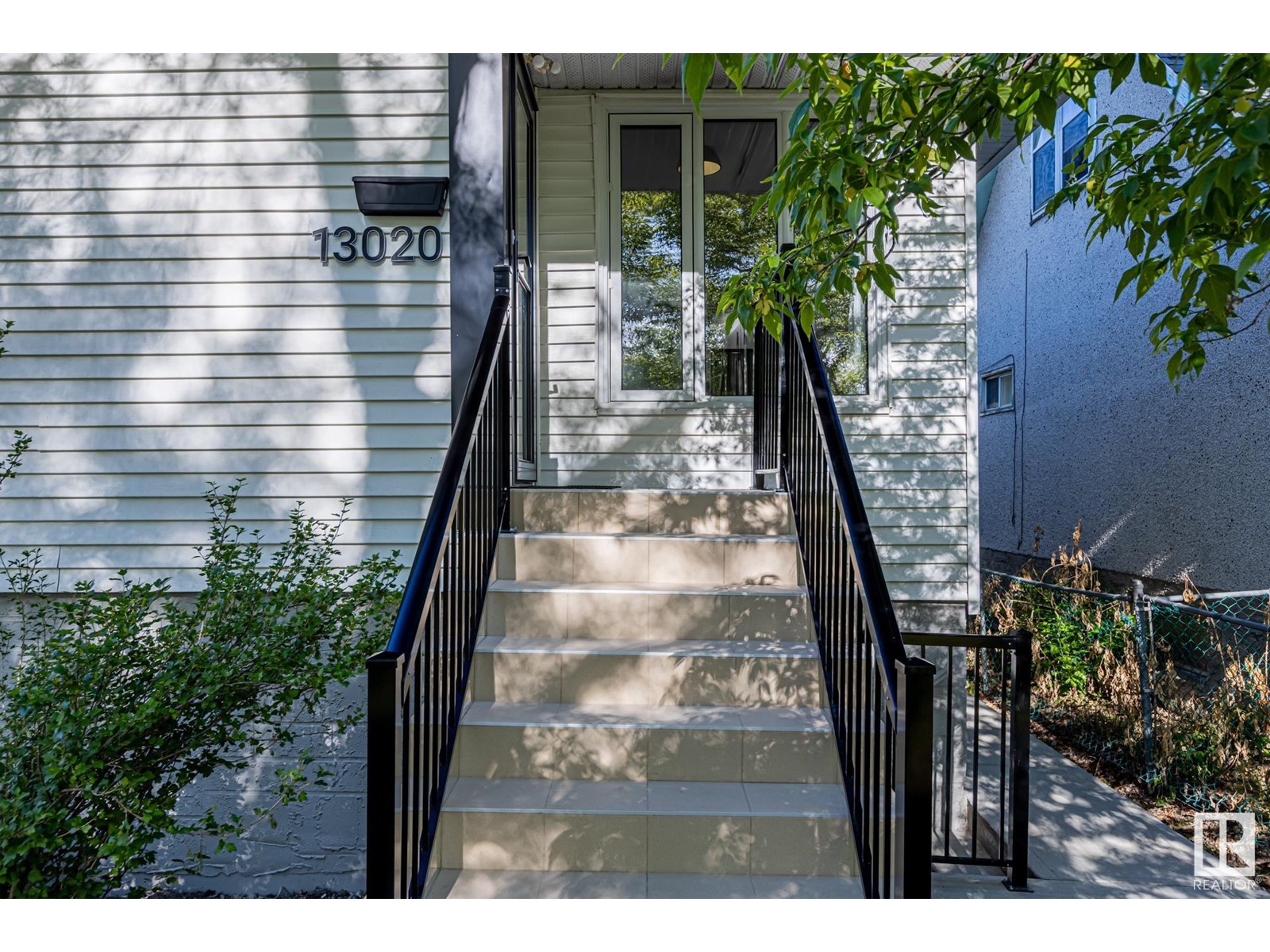 Property at 13020 65 ST NW image 5