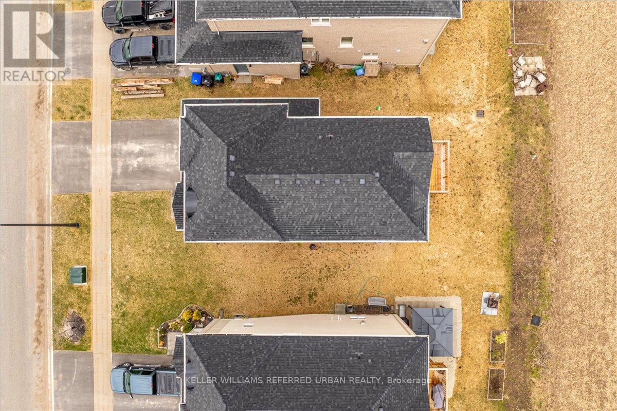 210 Prescott Drive, Clearview (Stayner), Ontario  L0M 1S0 - Photo 38 - S12182932