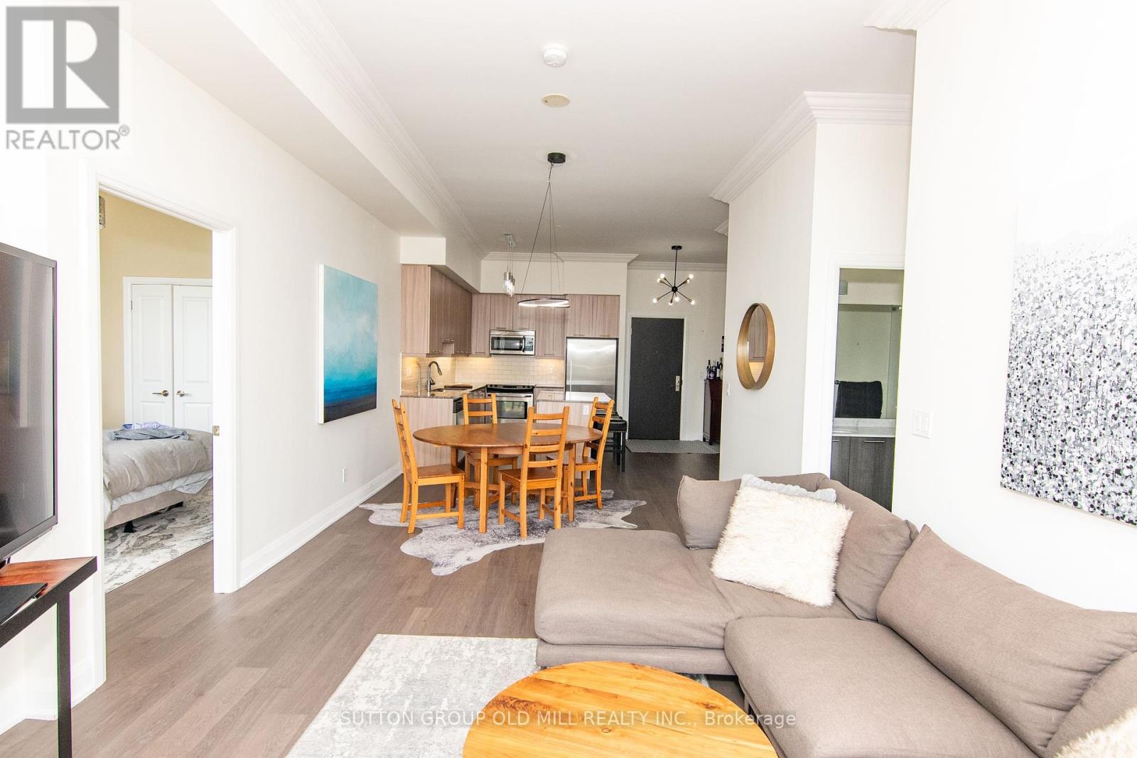 1207 - 35 Fontenay Court, Toronto (Edenbridge-Humber Valley), Ontario  M9A 0C4 - Photo 12 - W12182748