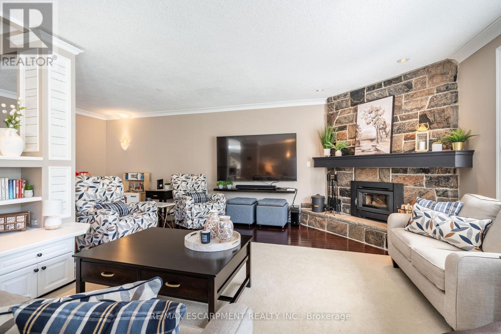 388 Wilson Avenue, Burlington (Shoreacres), Ontario  L7L 2M9 - Photo 21 - W12182783