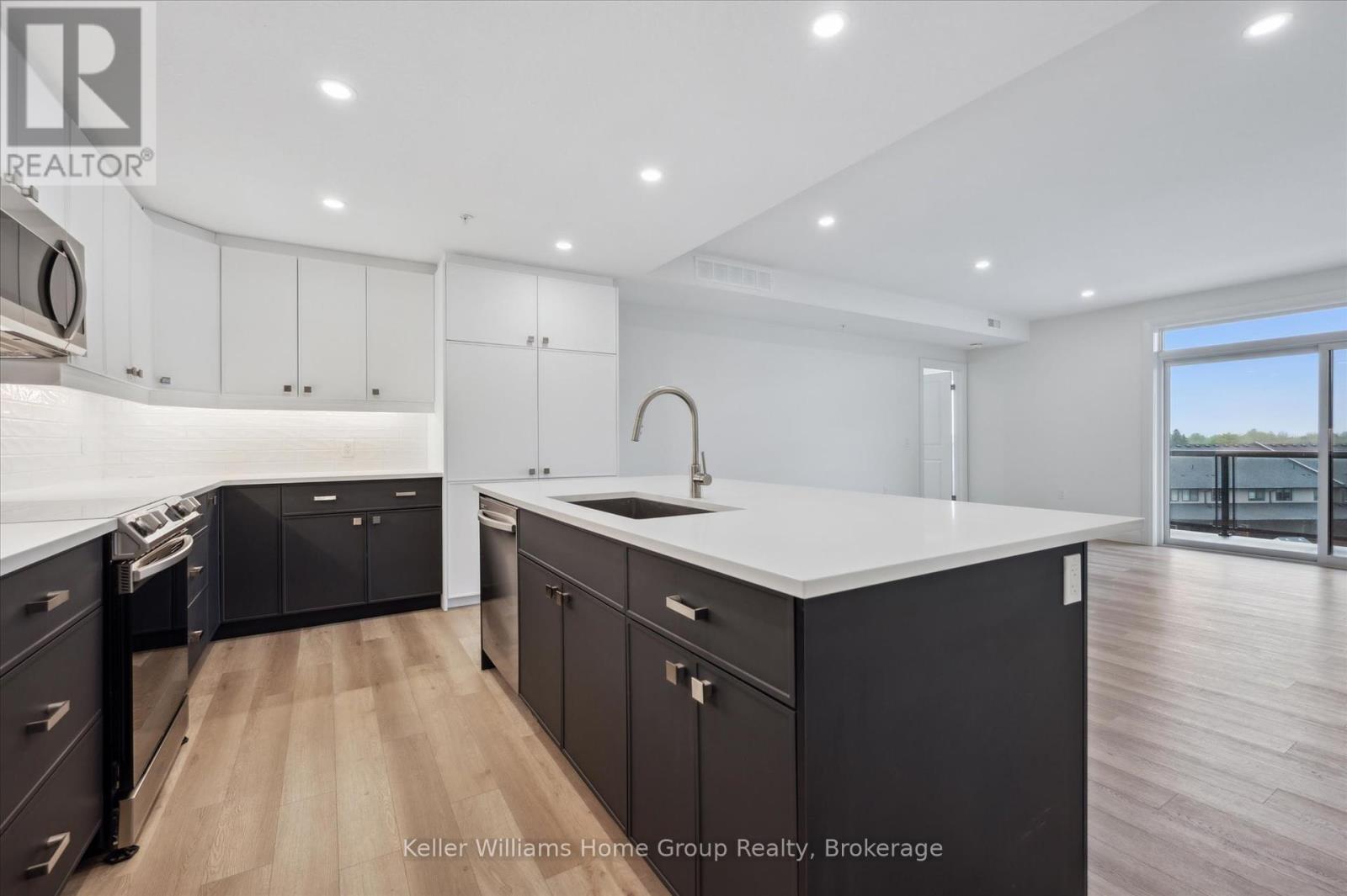 412 - 99B FARLEY ROAD, centre wellington (fergus), Ontario