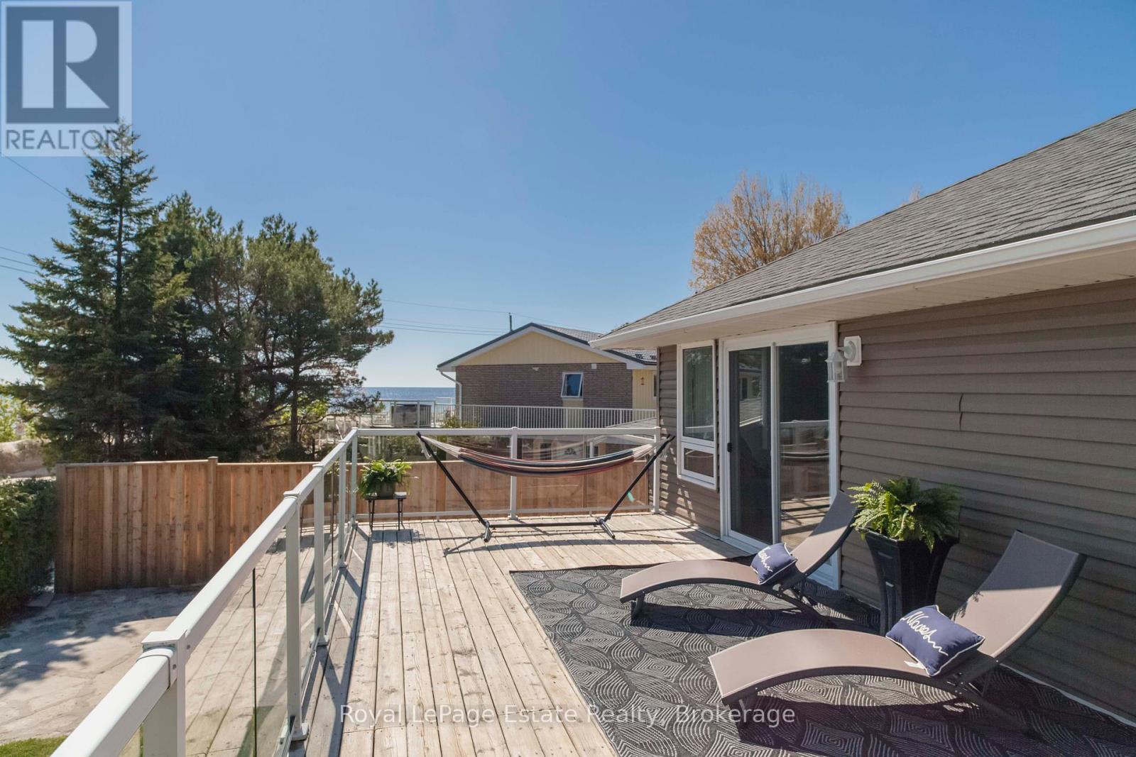 35 Sauble Falls Road, South Bruce Peninsula, Ontario  N0H 2G0 - Photo 25 - X12182912
