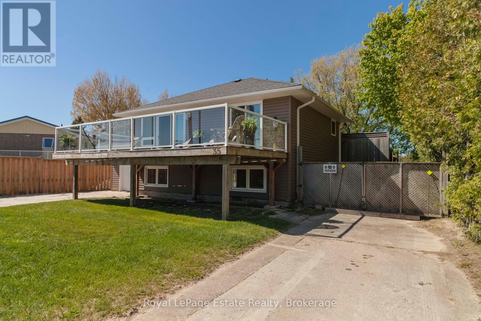35 Sauble Falls Road, South Bruce Peninsula, Ontario  N0H 2G0 - Photo 5 - X12182912