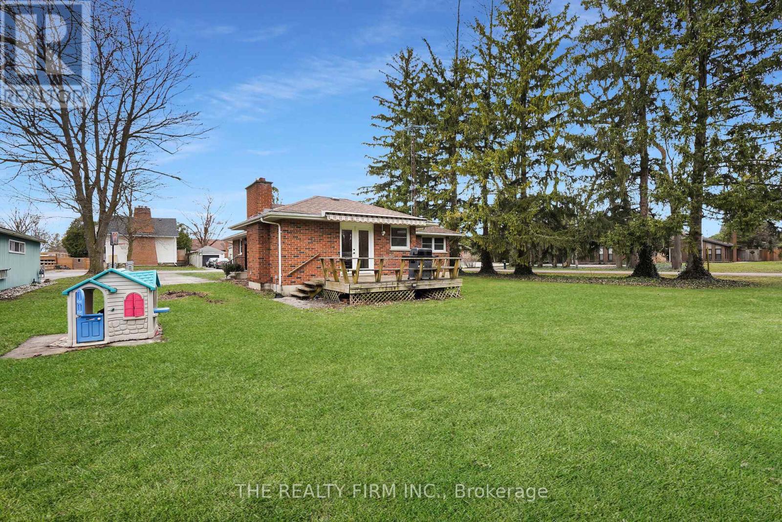 675 Regent Street, Strathroy-Caradoc, Ontario  N0L 1W0 - Photo 34 - X12182963