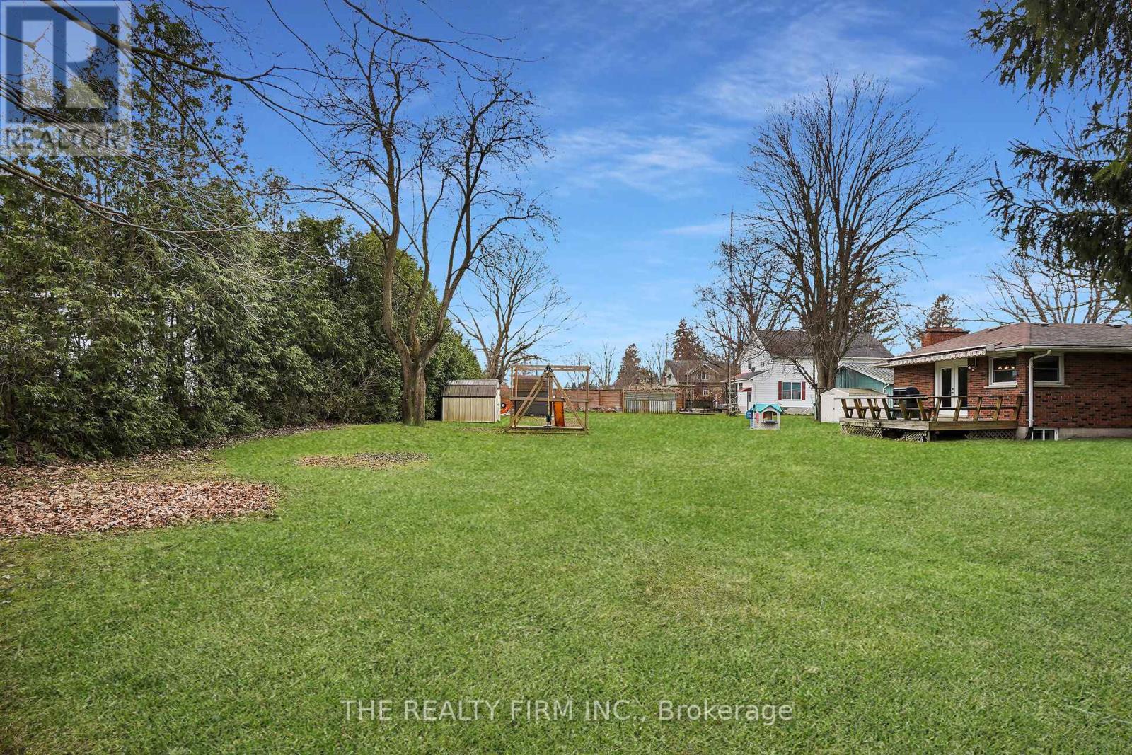 675 Regent Street, Strathroy-Caradoc, Ontario  N0L 1W0 - Photo 38 - X12182963
