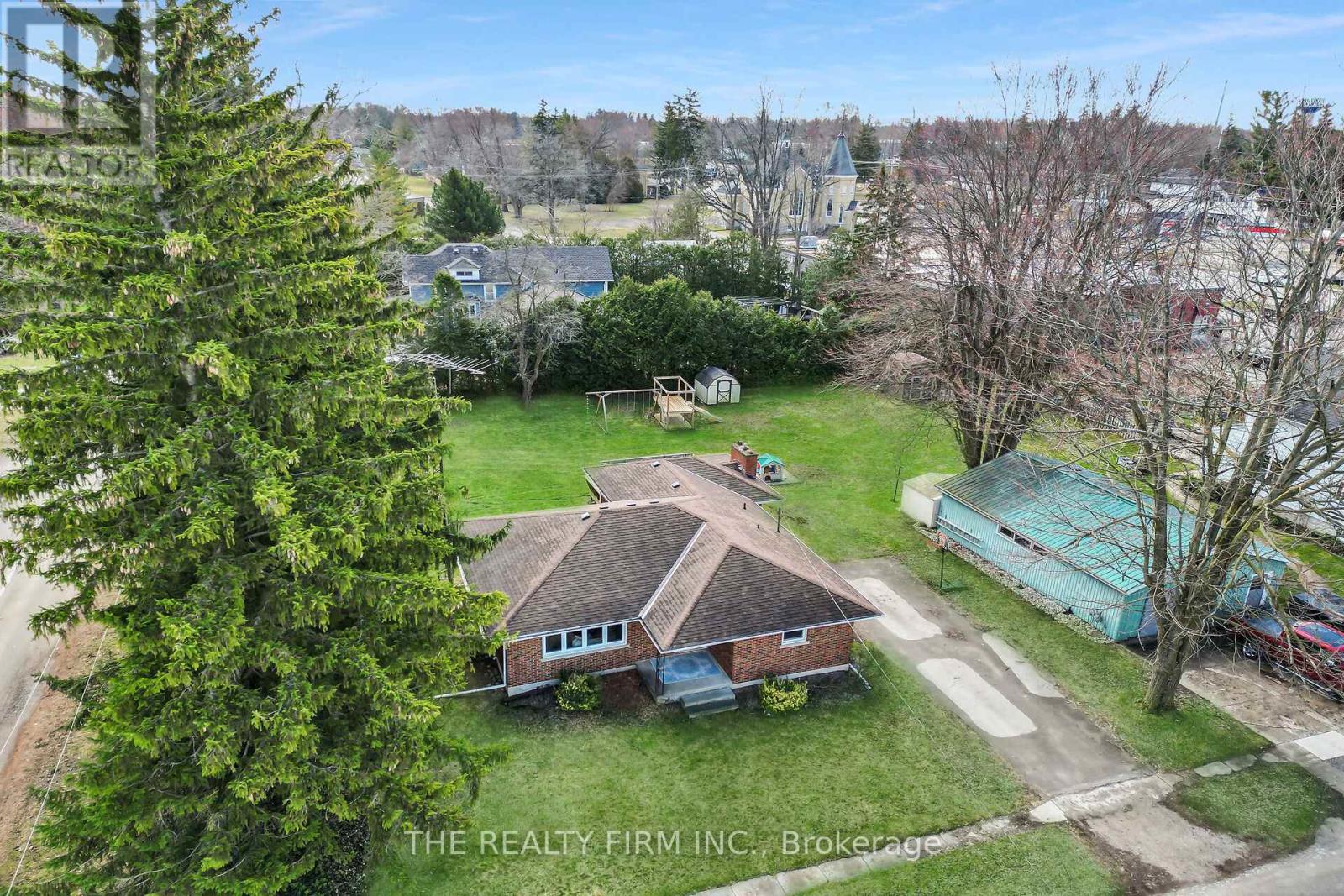 675 Regent Street, Strathroy-Caradoc, Ontario  N0L 1W0 - Photo 47 - X12182963