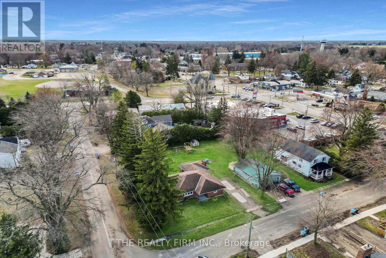 675 Regent Street, Strathroy-Caradoc, Ontario  N0L 1W0 - Photo 48 - X12182963