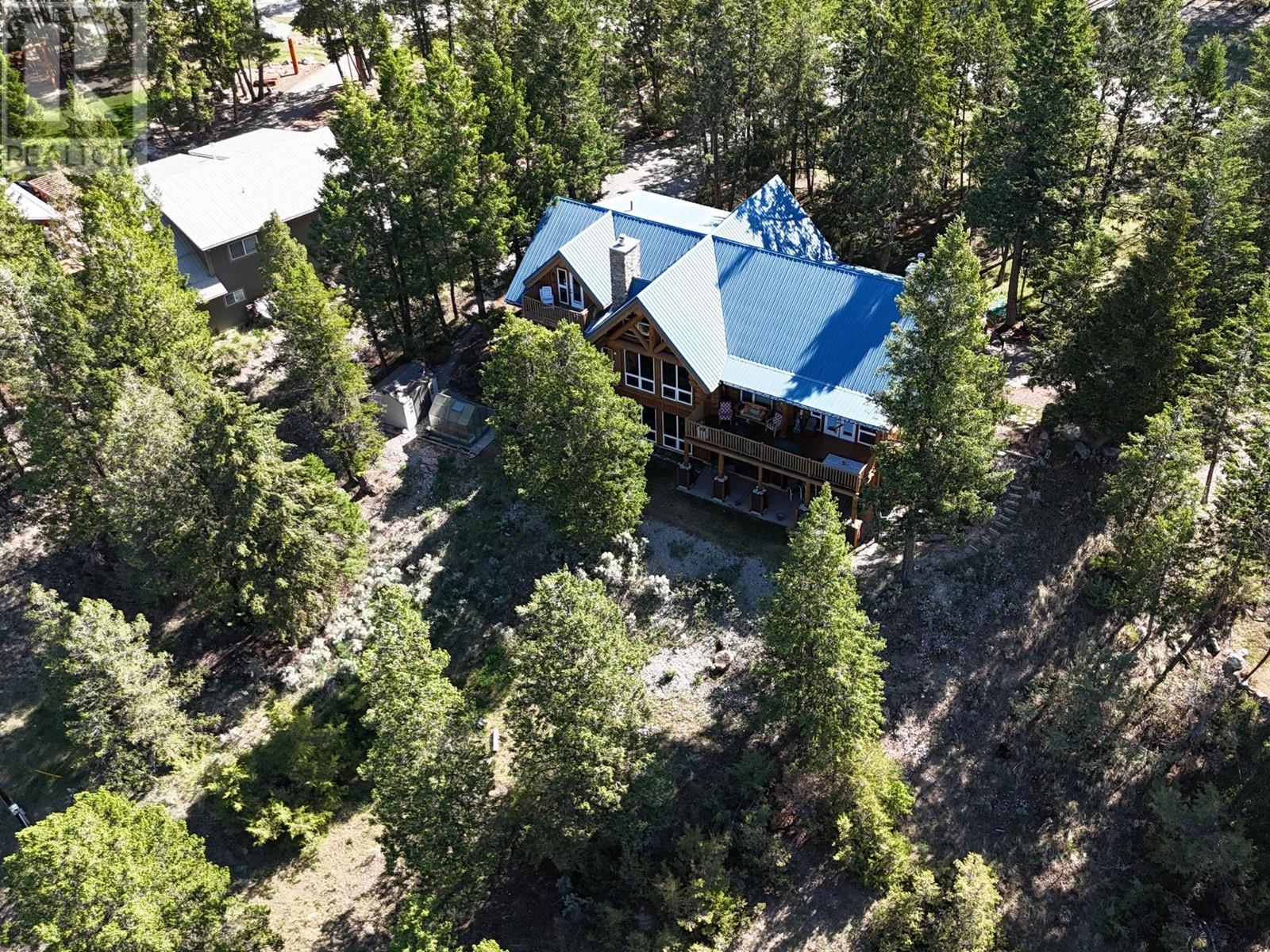 8403 Bighorn Sheep Lane, Canal Flats, British Columbia  V0B 1B0 - Photo 10 - 10348875
