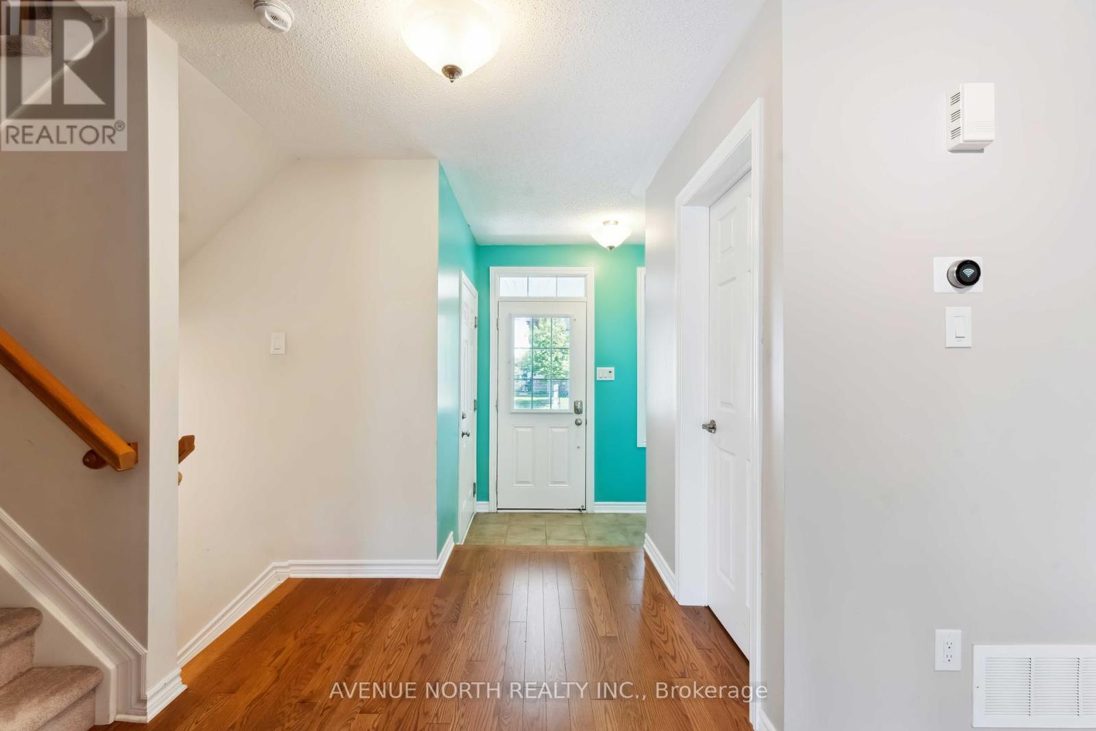 762 Mayfly Crescent, Ottawa, Ontario  K2J 0T3 - Photo 3 - X12182972