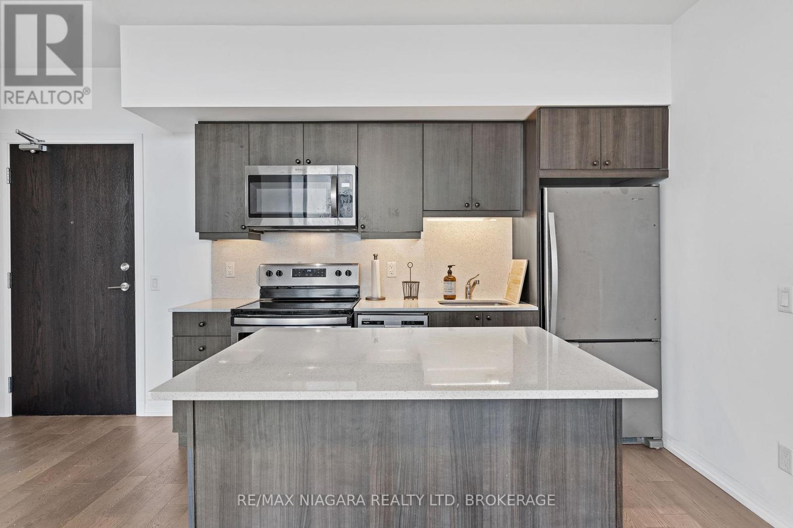 #702 - 7711 Green Vista Gate, Niagara Falls, Ontario  L2H 1R1 - Photo 11 - X12182967
