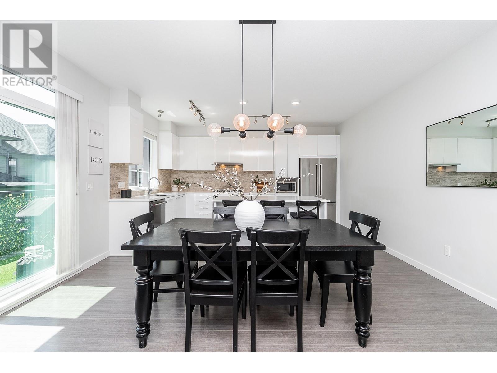 135 3500 Burke Village Promenade, Coquitlam, British Columbia  V3E 0N2 - Photo 5 - R3008943