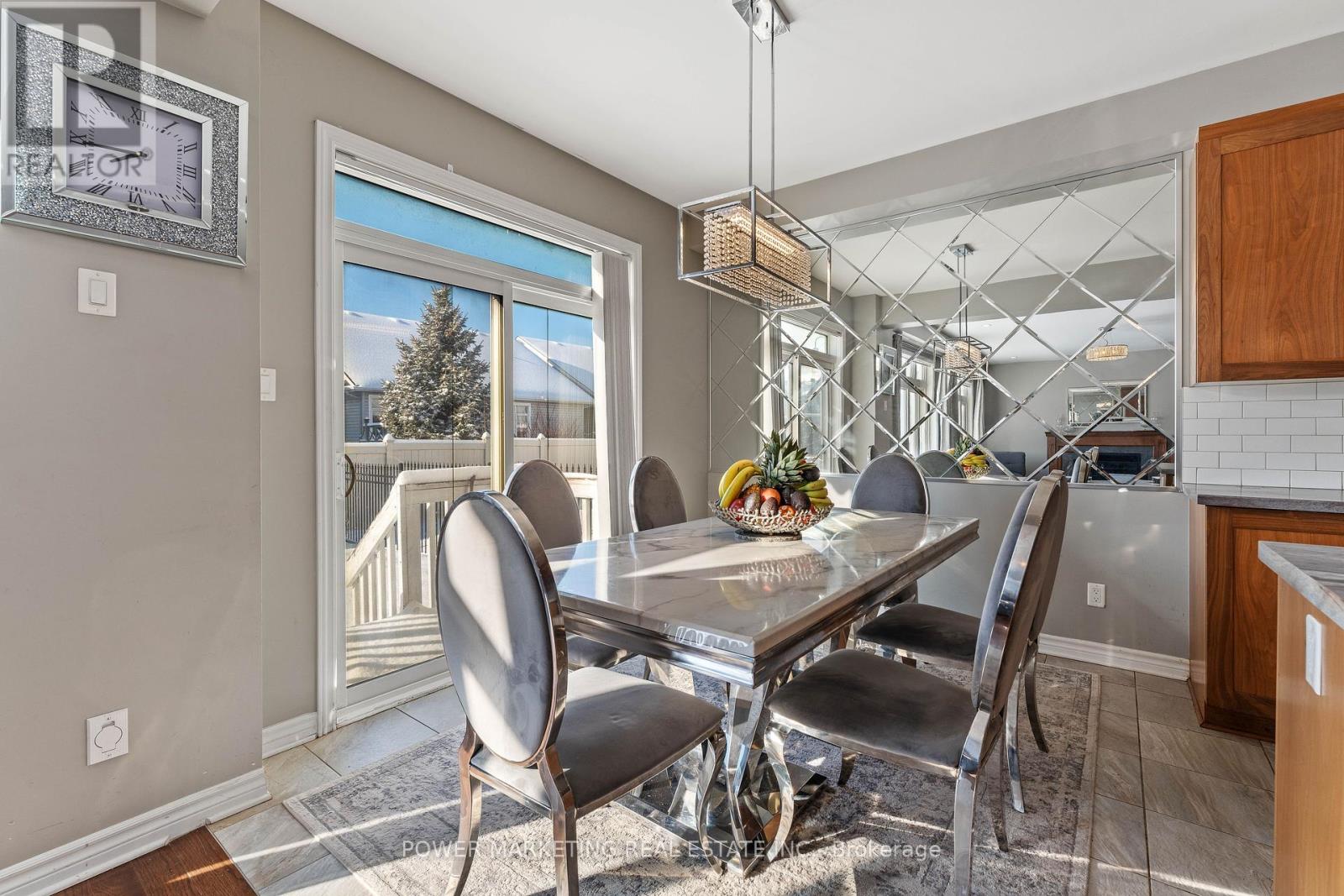 502 Strasbourg Street, Ottawa, Ontario  K4A 0M7 - Photo 13 - X12097417