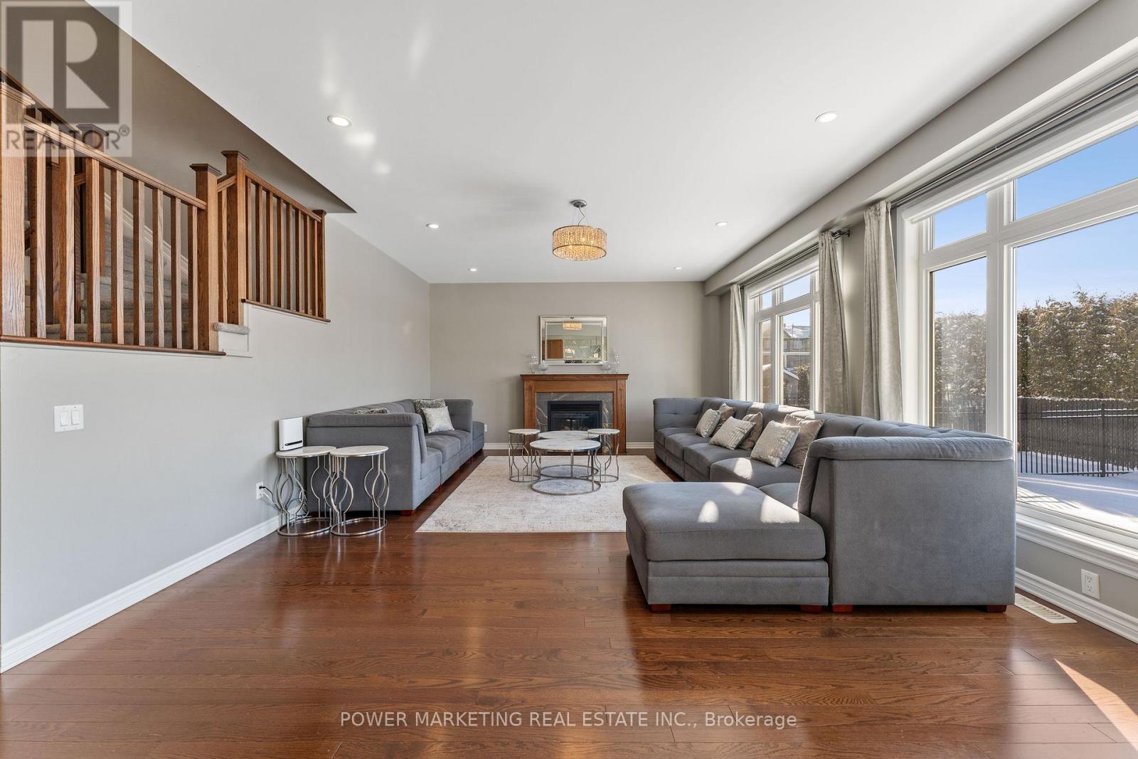 502 Strasbourg Street, Ottawa, Ontario  K4A 0M7 - Photo 14 - X12097417