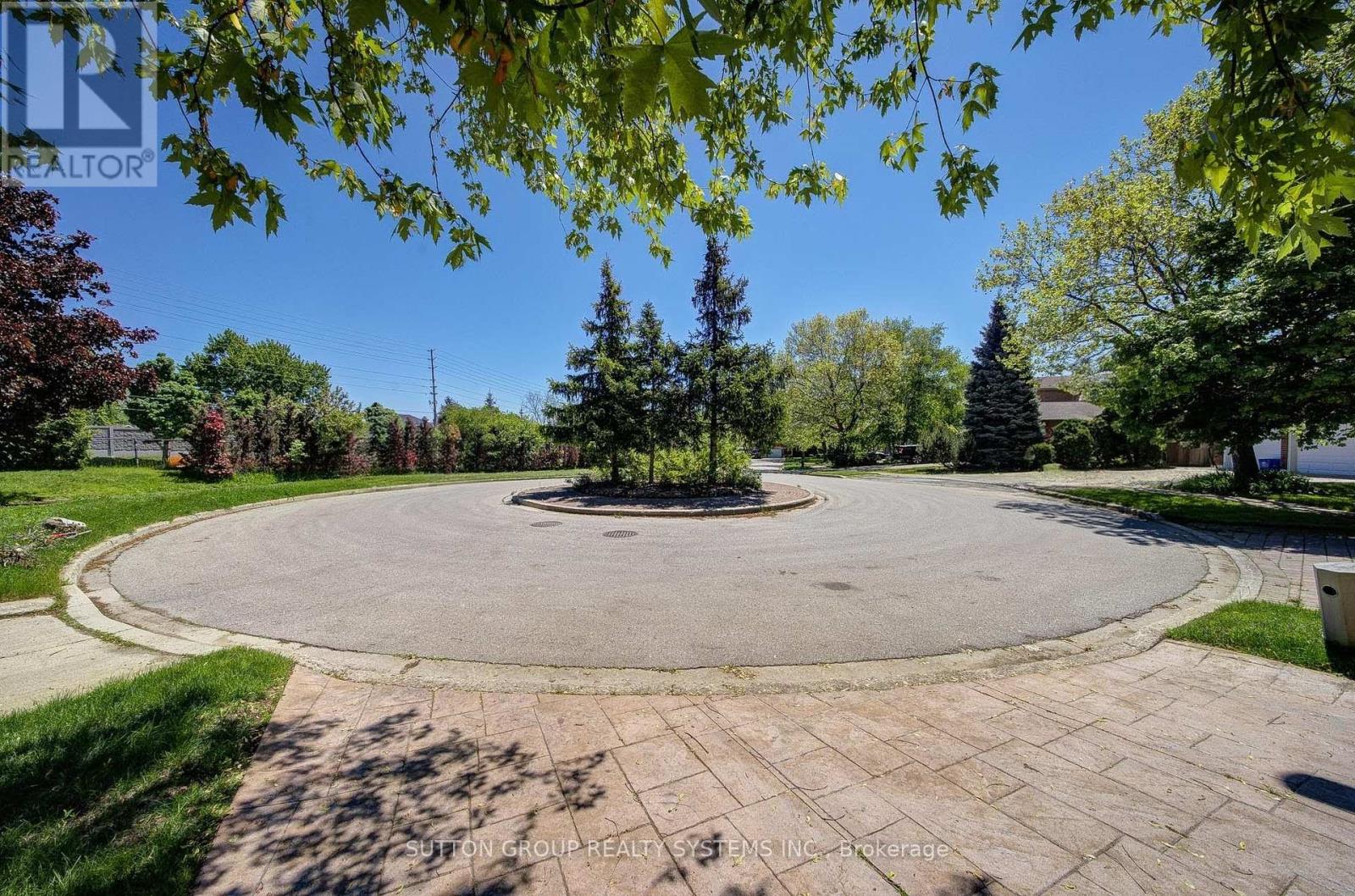2979 Sycamore Street, Oakville, Ontario  L6J 7H9 - Photo 47 - W12182799