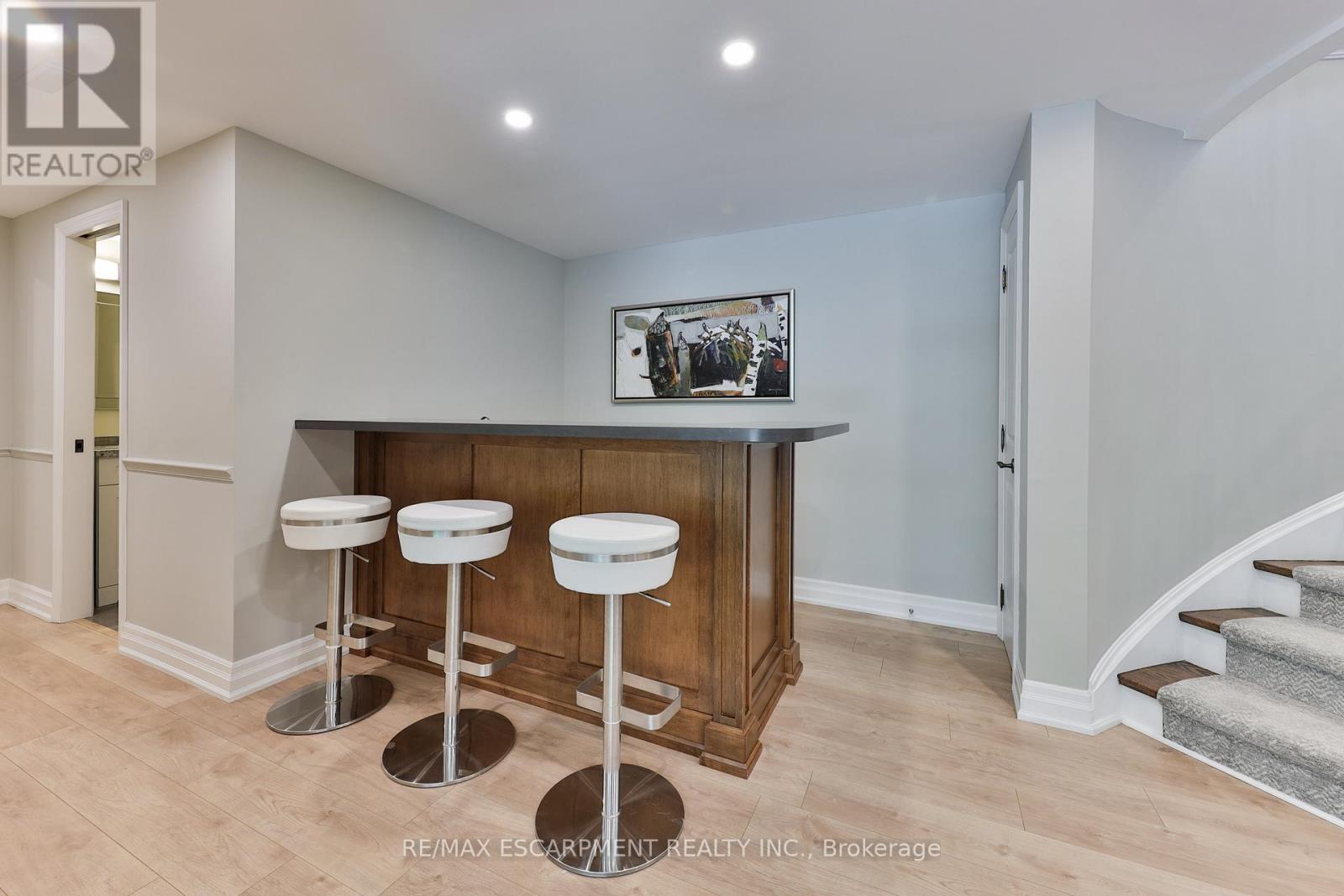 1276 Catchacoma Court, Mississauga, Ontario  L5H 2X6 - Photo 30 - W12182801