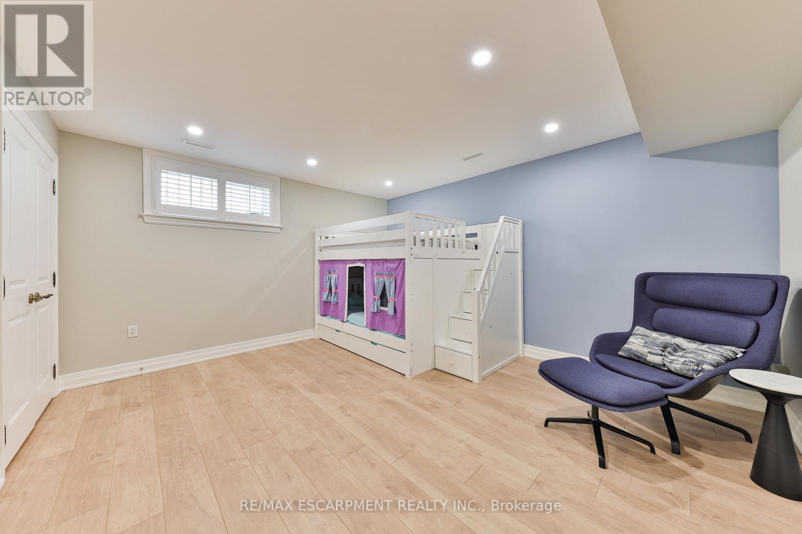 1276 Catchacoma Court, Mississauga, Ontario  L5H 2X6 - Photo 34 - W12182801