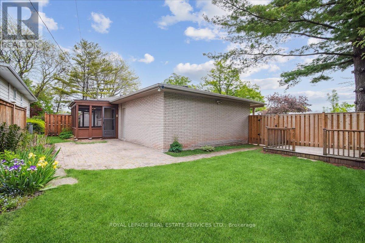 5013 Fern Drive, Burlington, Ontario  L7L 3P2 - Photo 19 - W12182834