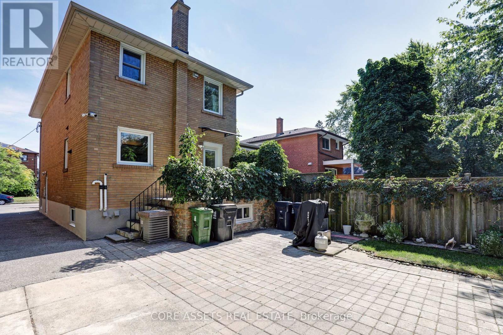 Upper - 74 Thirteenth Street, Toronto, Ontario  M8V 3H6 - Photo 20 - W12182839
