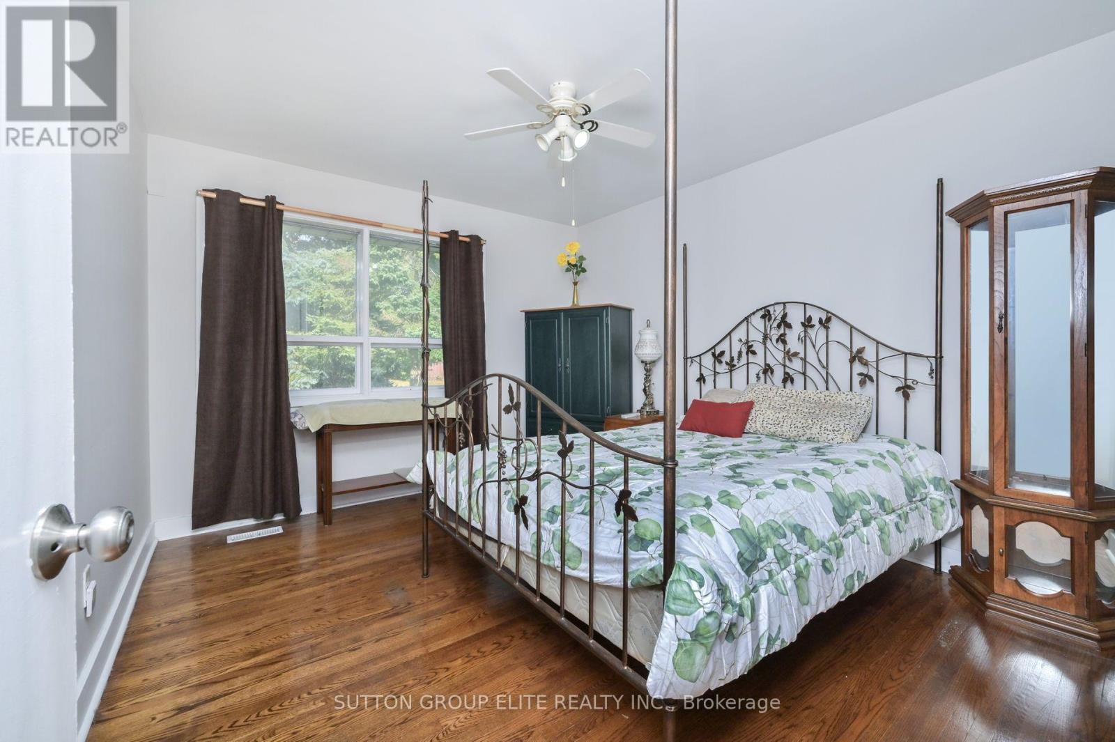 1238 Claredale Road, Mississauga (Mineola), Ontario  L5G 1T9 - Photo 6 - W12182890