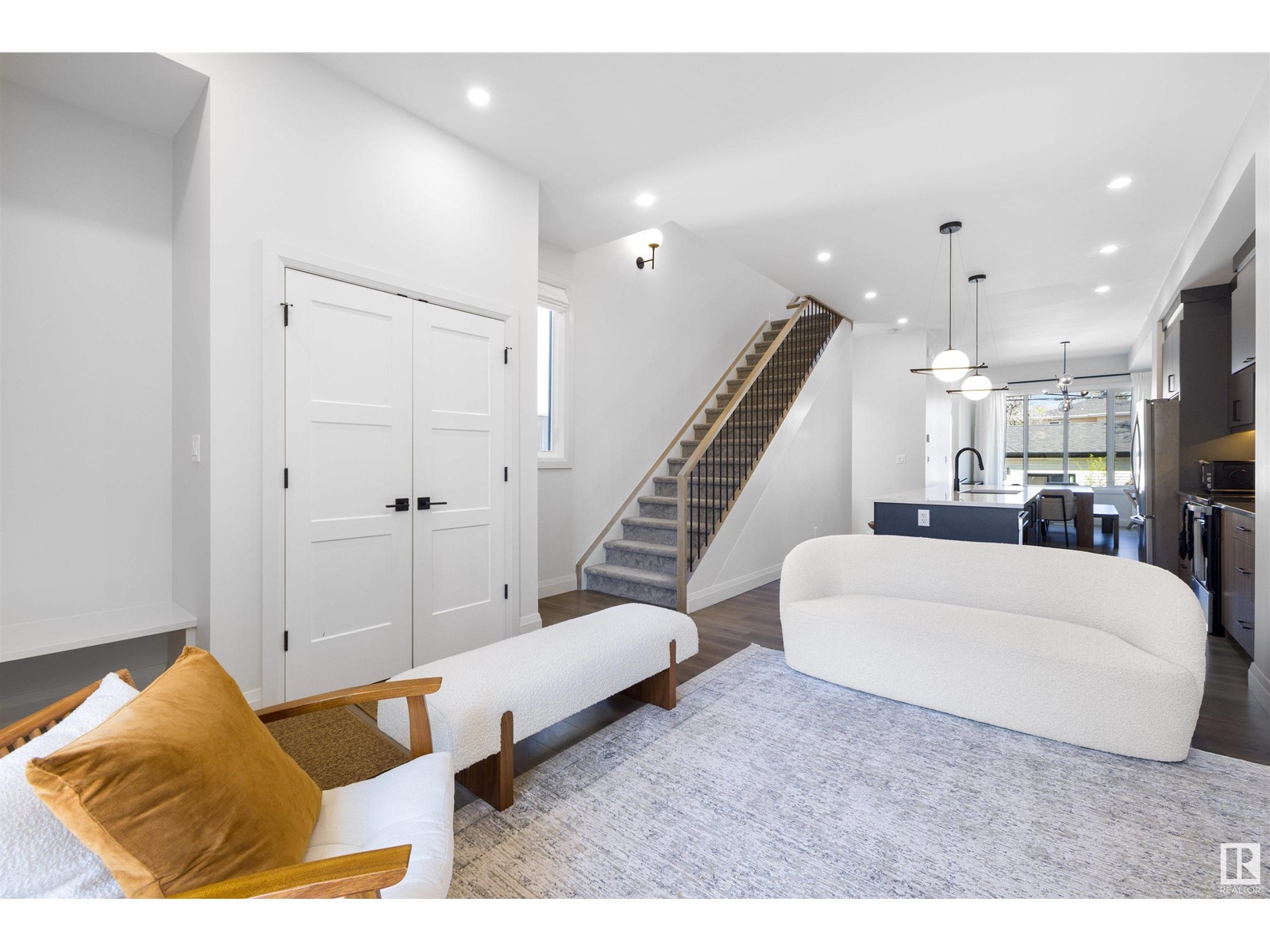 9552 73 Av Nw, Edmonton, Alberta  T6E 1A9 - Photo 4 - E4439254