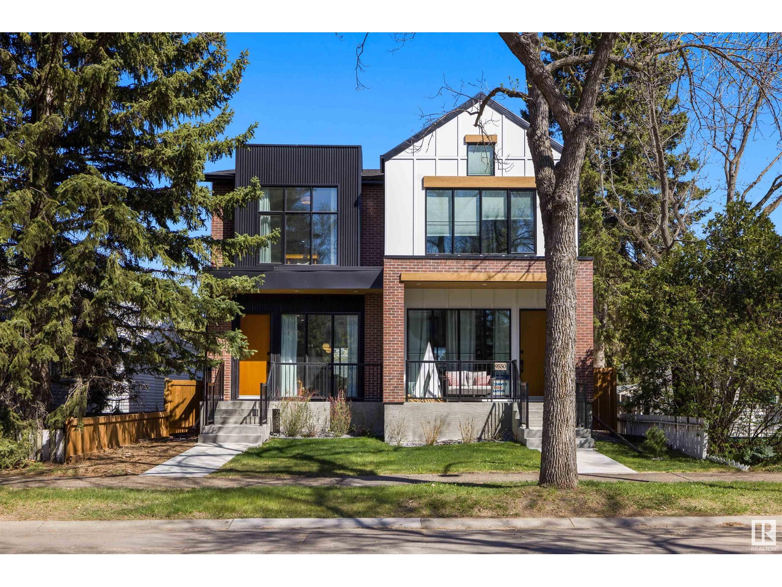 9552 73 AV NW, Edmonton, Alberta