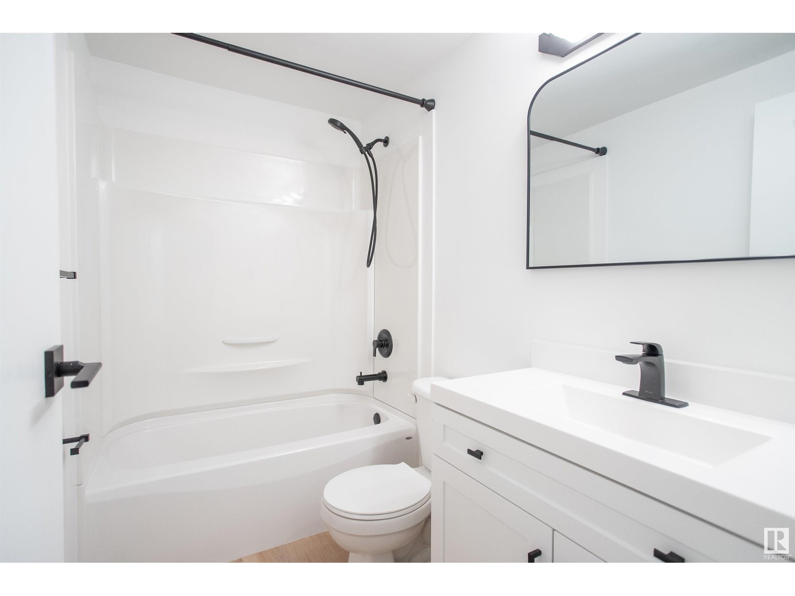 4775 35 Av Nw, Edmonton, Alberta  T6L 3P8 - Photo 14 - E4439255