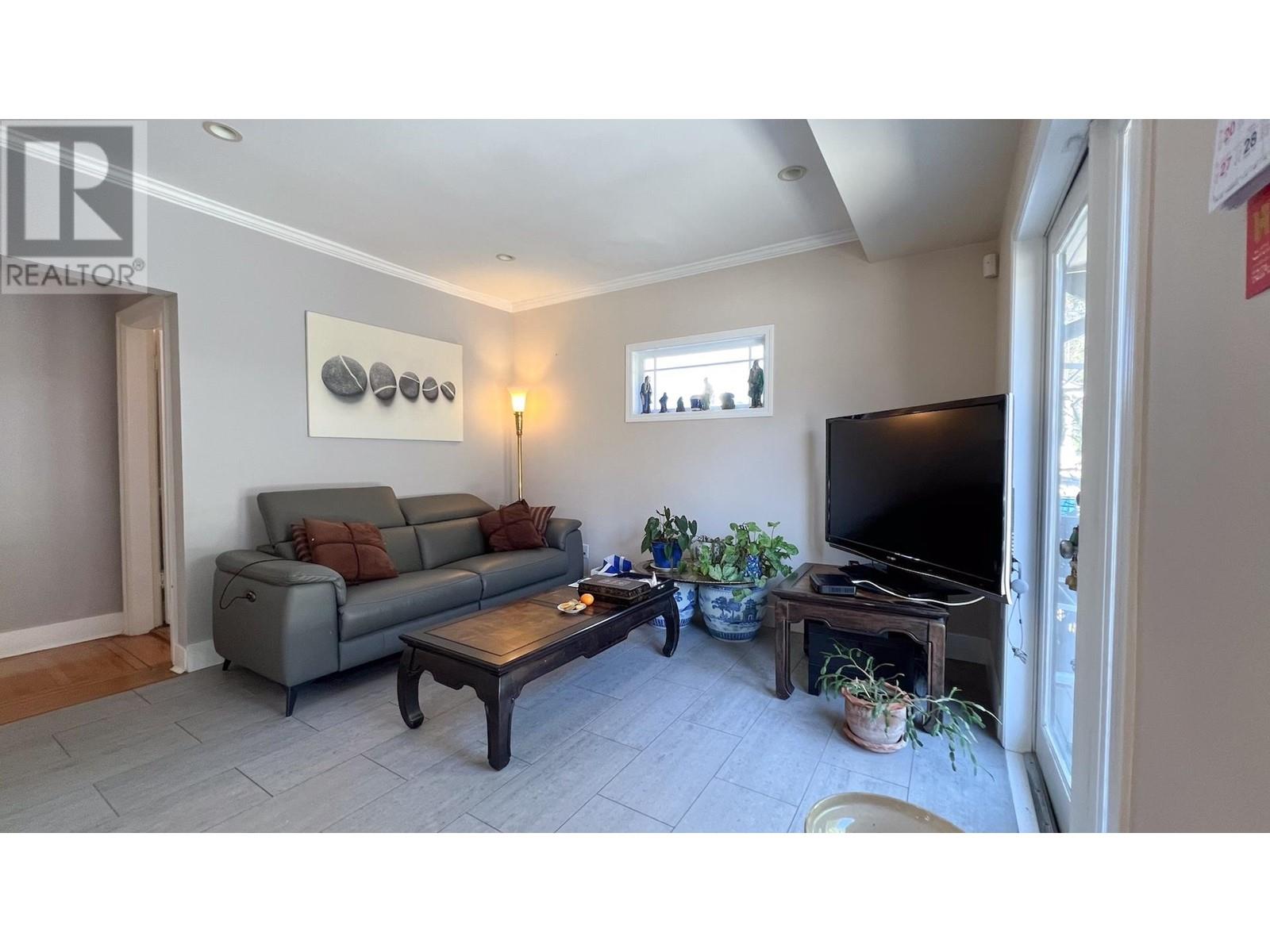 3090 Discovery Street, Vancouver, British Columbia  V6R 3Y7 - Photo 12 - R3008977