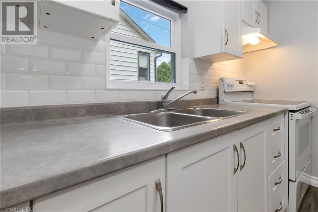 235 Owen Street, Simcoe, Ontario  N3Y 2V1 - Photo 12 - 40734958