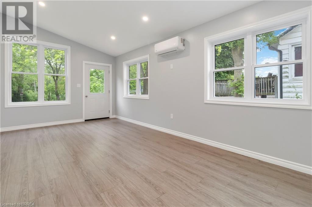 Property at 235 OWEN Street image 5