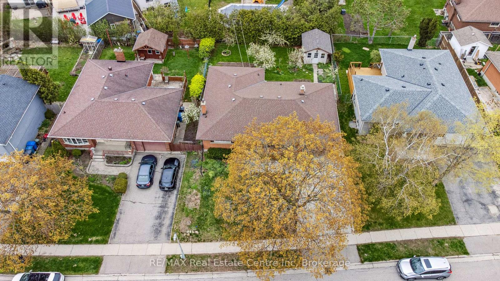 9 Flanders Road, Guelph, Ontario  N1G 1V8 - Photo 3 - X12136790