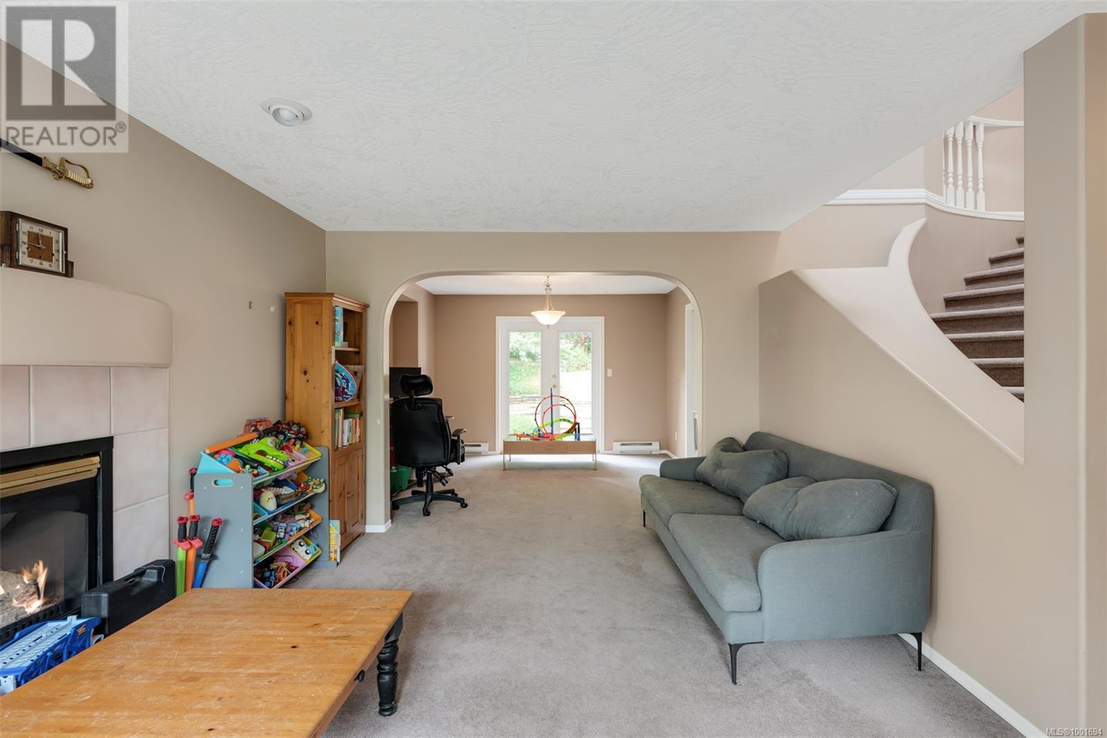 Property at 2438 Valleyview Pl image 1