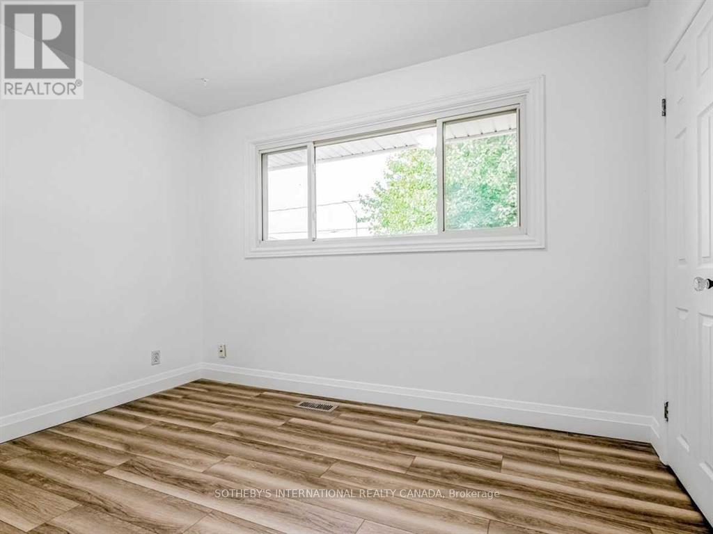 15 Miller Drive, Hamilton (Ancaster), Ontario  L9H 2H9 - Photo 16 - X12182740