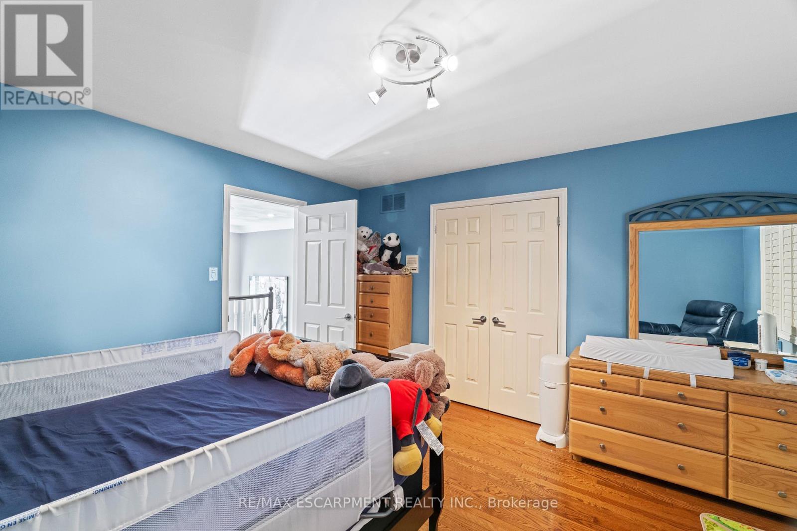 6 Embassy Drive, Hamilton, Ontario  L8T 4Z8 - Photo 26 - X12182798