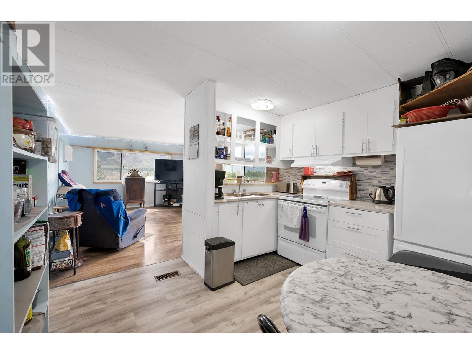 5399 SHELLY Drive, Kamloops, BC V2C5A7