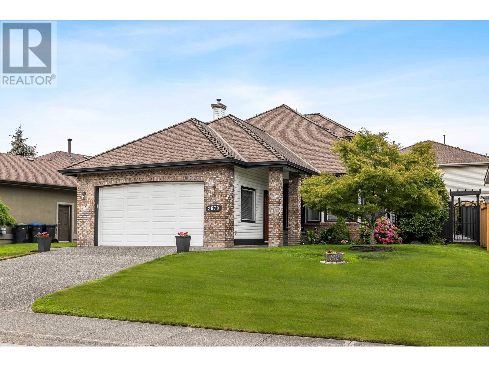 2670 Fortress Drive, Port Coquitlam, British Columbia  V3C 6E3 - Photo 1 - R3008877