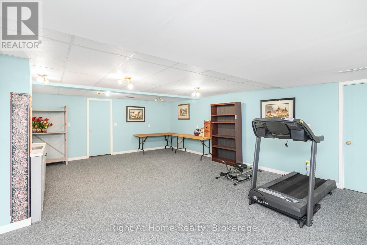 Property at 84 GREENTRAIL DRIVE W image 4