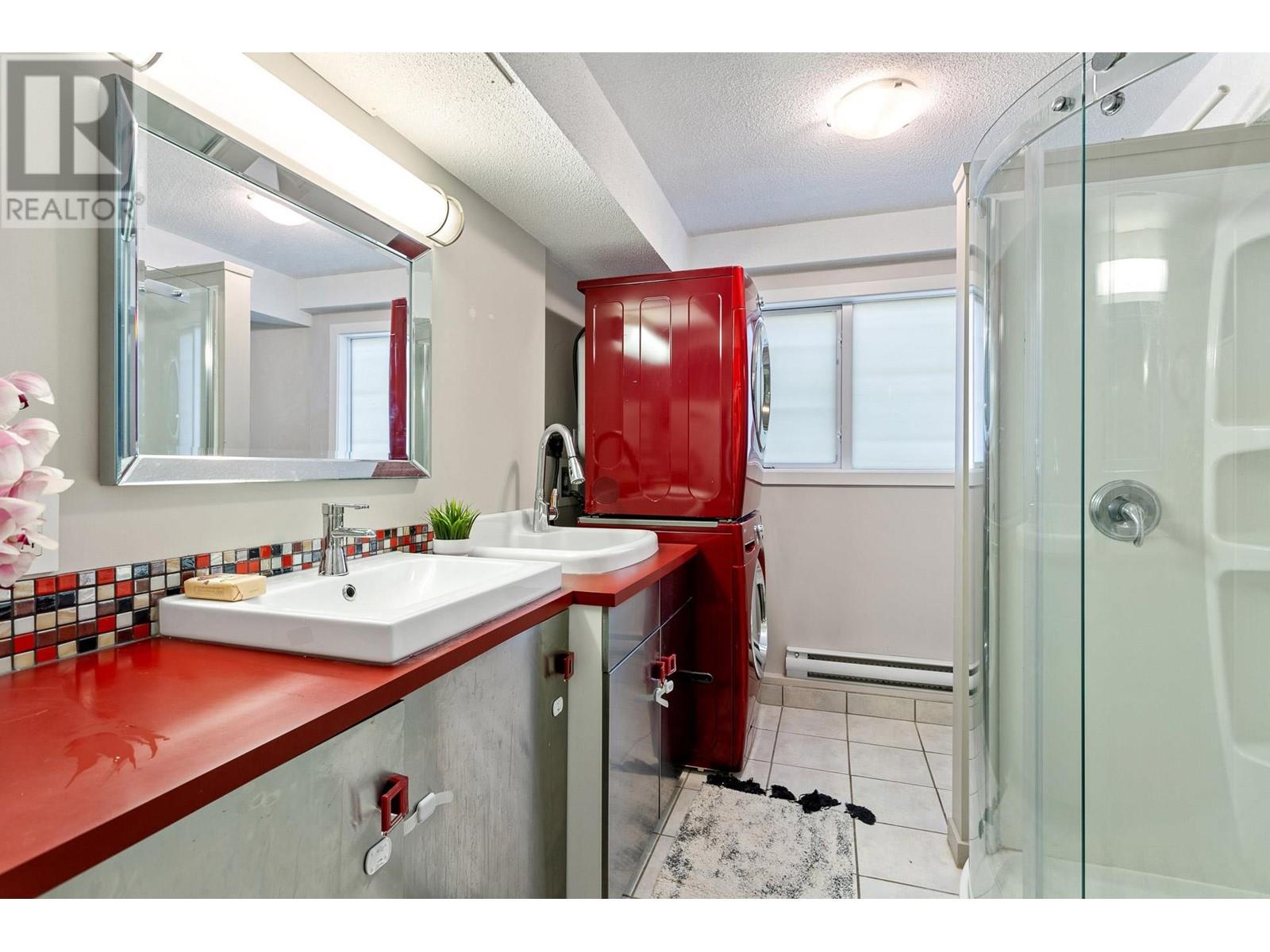 1047 Corona Crescent, Coquitlam, British Columbia  V3J 7J1 - Photo 34 - R2998682