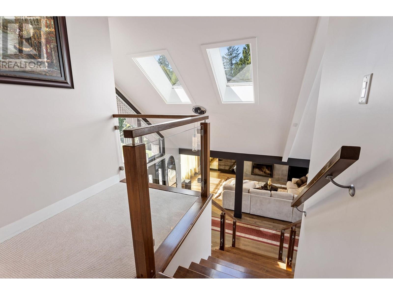 1047 Corona Crescent, Coquitlam, British Columbia  V3J 7J1 - Photo 21 - R2998682
