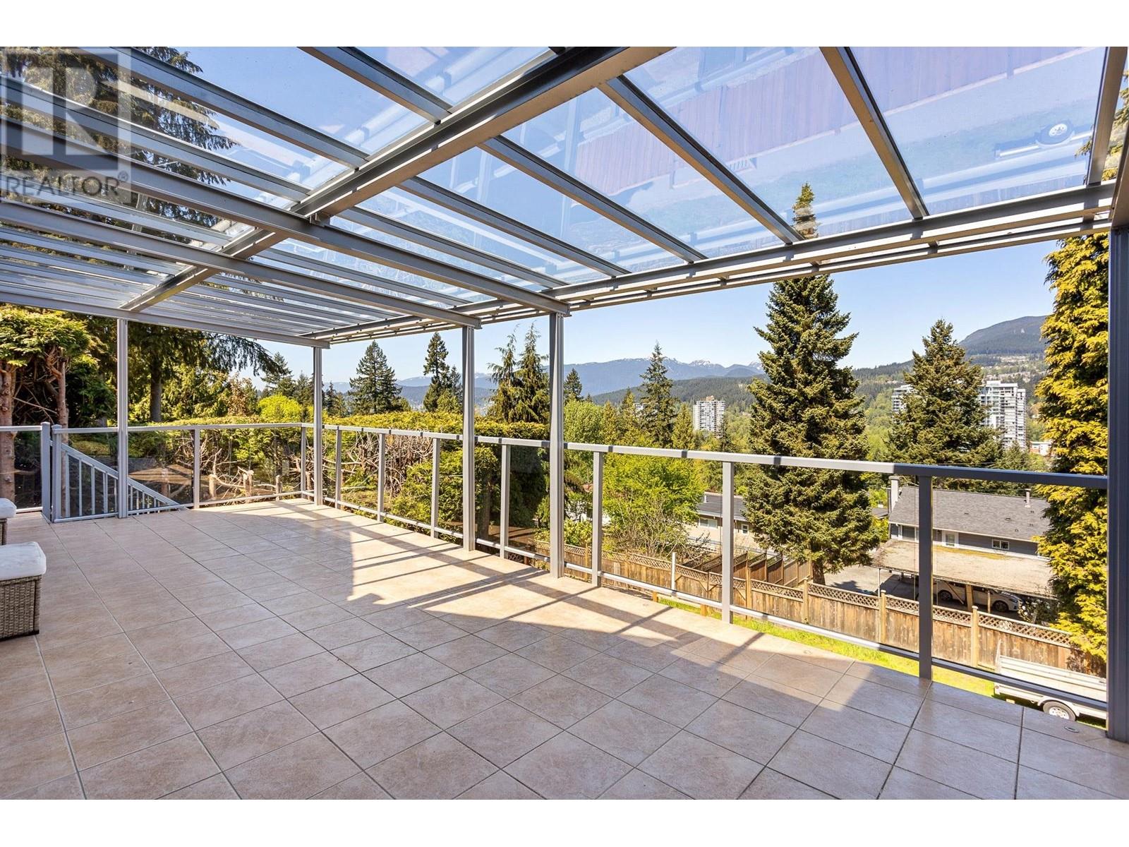 1047 Corona Crescent, Coquitlam, British Columbia  V3J 7J1 - Photo 10 - R2998682